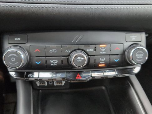 Used 2023 Dodge Durango SXT Launch Edition image 22