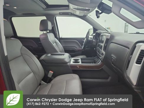 Used 2018 GMC Sierra 1500 SLT AWD/4WD image 31