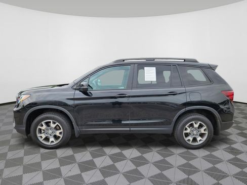 Certified 2023 Honda Passport TrailSport image 5