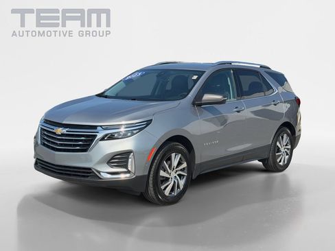 Used 2023 Chevrolet Equinox Premier FWD image 3