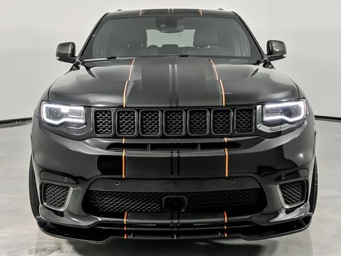 Used 2018 Jeep Grand Cherokee Trackhawk AWD/4WD image 5
