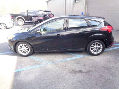 Used 2015 Ford Focus SE image 5
