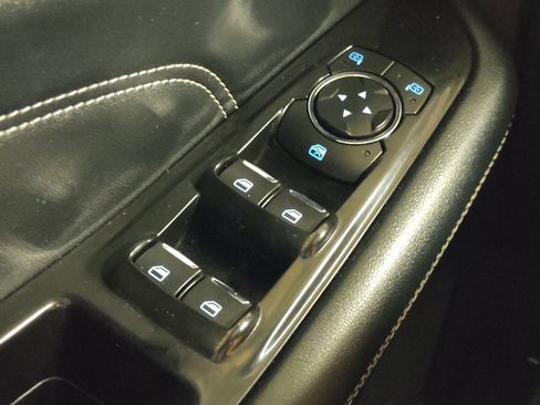 Used 2015 Ford Edge Titanium w/ Equipment Group 301A AWD/4WD image 27