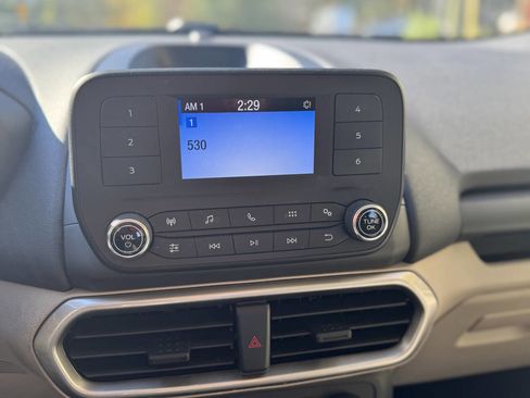 Used 2018 Ford EcoSport S image 4