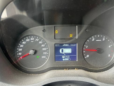 Used 2021 Mercedes-Benz Sprinter 2500 image 4