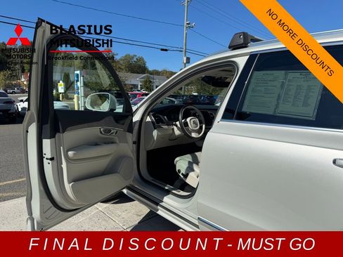 Used 2022 Volvo XC90 T6 Inscription w/ Advanced Package image 8