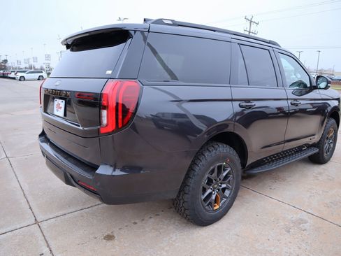 New 2025 Ford Expedition Tremor image 25