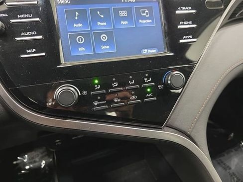 Used 2019 Toyota Camry LE w/ Convenience Package FWD image 24