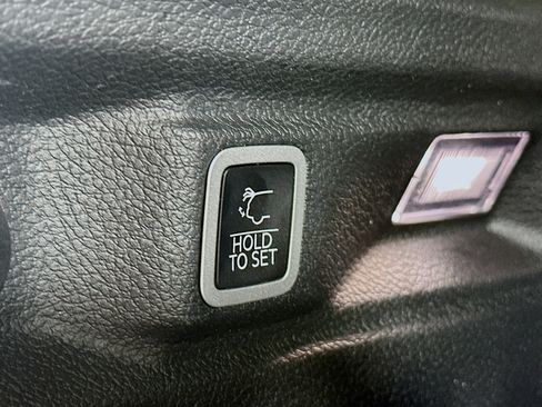 Used 2022 Jeep Grand Cherokee L Limited w/ Trailer Tow Group (B) image 31