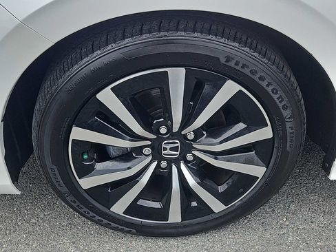 Used 2024 Honda Civic EX image 7