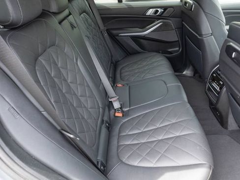 Used 2025 BMW X5 xDrive40i AWD/4WD image 19