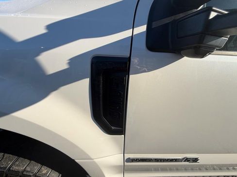 Used 2019 Ford F250 Lariat image 10