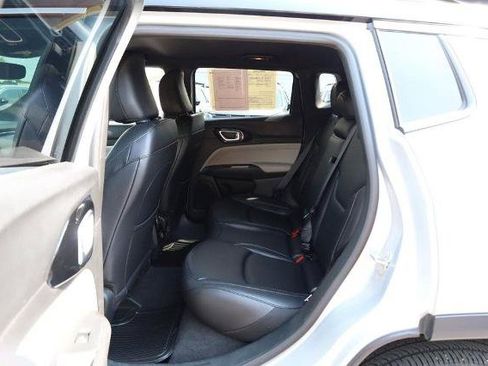Used 2025 Jeep Compass Limited AWD/4WD image 20