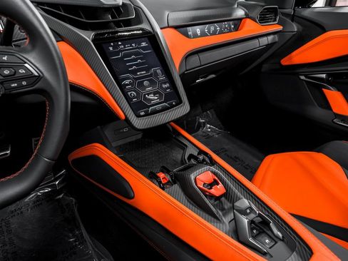 Used 2024 Lamborghini Revuelto AWD/4WD image 22