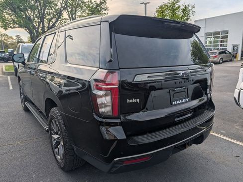 Used 2022 Chevrolet Tahoe Z71 w/ Luxury Package AWD/4WD image 6