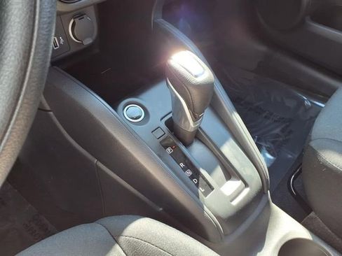 New 2025 Nissan Kicks Play S FWD image 17