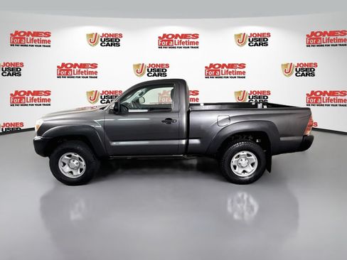 Used 2013 Toyota Tacoma 4x4 Regular Cab image 11