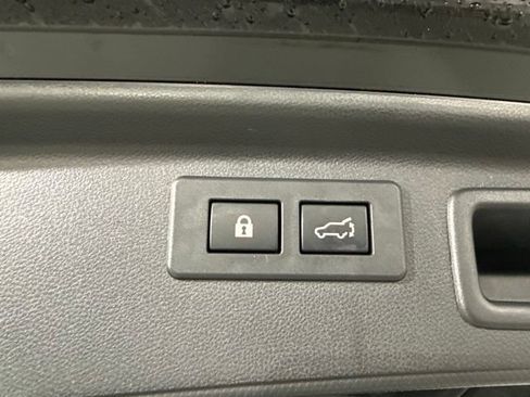 Used 2023 Subaru Forester Limited AWD/4WD image 13