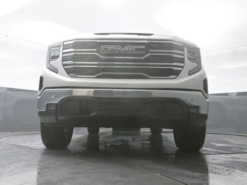 Used 2024 GMC Sierra 1500 SLT w/ SLT Premium Plus Package AWD/4WD image 27
