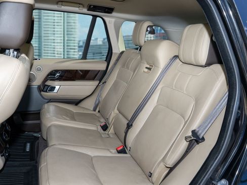 Used 2021 Land Rover Range Rover Westminster Edition image 17