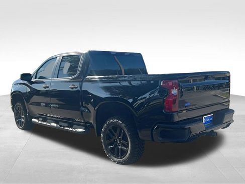 New 2026 Chevrolet Silverado 1500 Custom Trail Boss w/ Midnight Edition AWD/4WD image 4