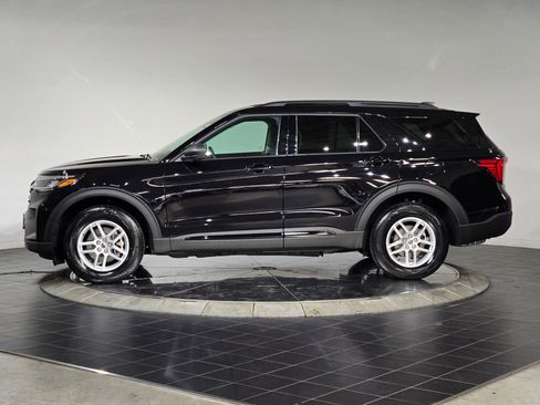 New 2026 Ford Explorer Active AWD/4WD image 6