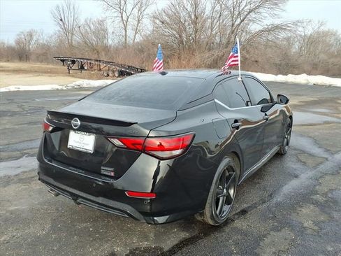 Certified 2023 Nissan Sentra SR w/ Midnight Edition Package image 7