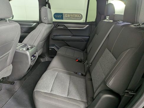 Certified 2025 GMC Acadia Elevation image 33