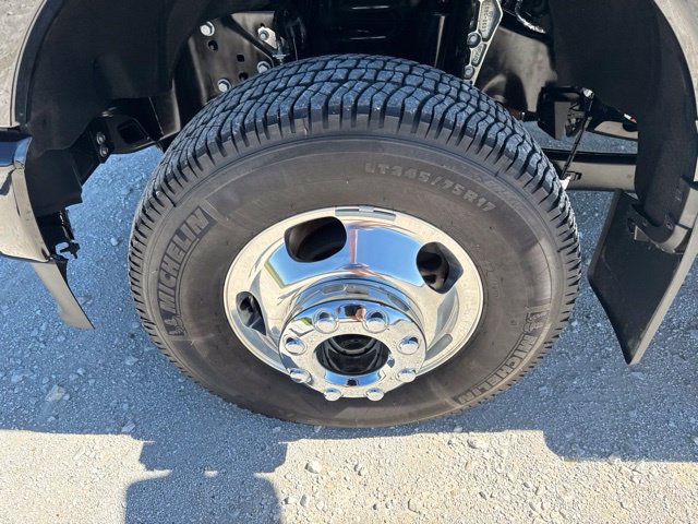 Used 2026 Ford F350 Platinum AWD/4WD image 35