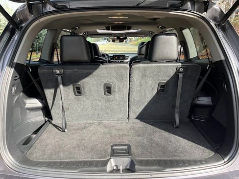 Used 2019 Honda Pilot Touring image 50