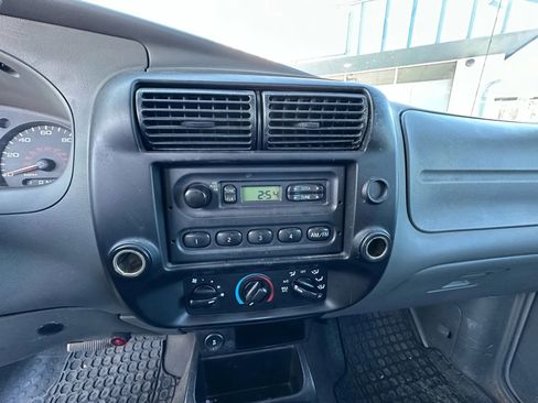 Used 2011 Ford Ranger XL image 14