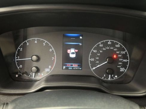 Used 2024 Toyota Corolla LE FWD image 17
