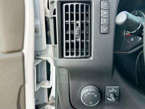 Used 2023 Chevrolet Express 2500 w/ Driver Convenience Package RWD image 10