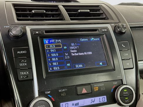 Used 2012 Toyota Camry XLE image 21