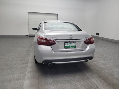 Used 2018 Nissan Altima 2.5 SV image 6