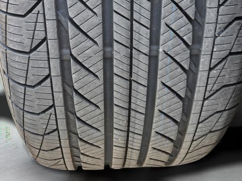 Certified 2025 Mercedes-Benz GLA 250 image 30