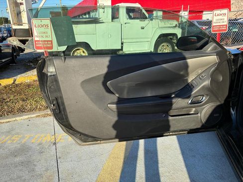 Used 2015 Chevrolet Camaro LT w/ RS Package image 8