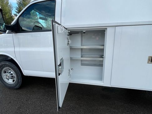 New 2026 Chevrolet Express 3500 w/ Power Convenience Package image 37