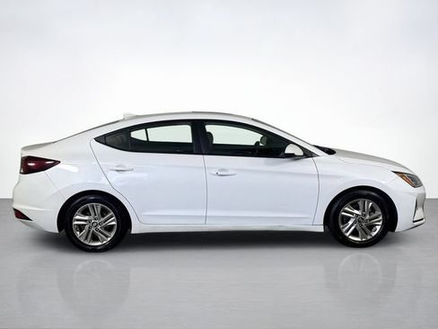 Used 2019 Hyundai Elantra Value Edition FWD image 3