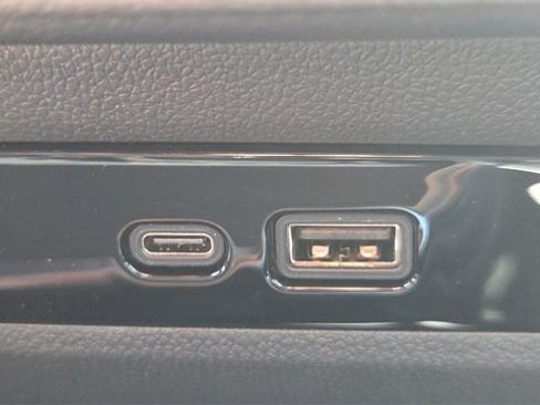 New 2026 Buick Enclave Sport Touring w/ Power Package image 38