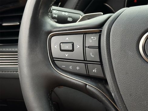 Used 2021 Lexus LS 500 w/ Accessory Package (Z2) image 12