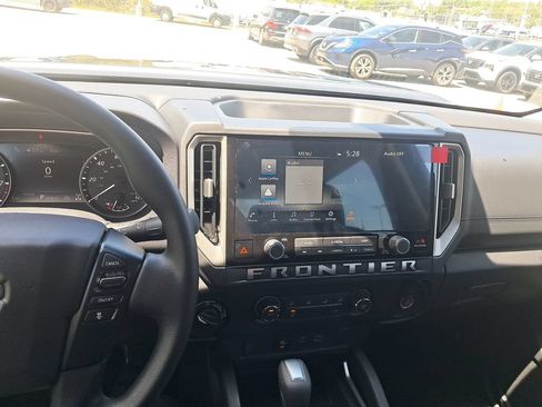 New 2026 Nissan Frontier SV w/ Tow Package AWD/4WD image 13