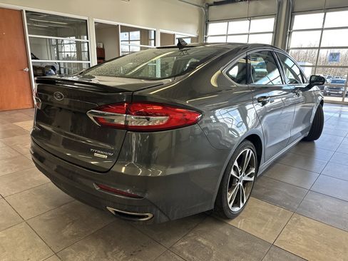 Used 2020 Ford Fusion Titanium image 11