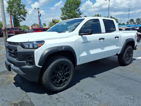 New 2026 Chevrolet Colorado Trail Boss AWD/4WD image 8