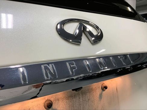 Used 2020 INFINITI QX60 Luxe w/ Essential Package image 29