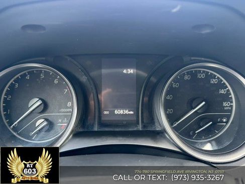 Used 2024 Toyota Camry SE image 16