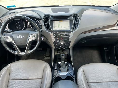Used 2017 Hyundai Santa Fe Sport w/ 2.0T Ultimate Tech Package 05 AWD/4WD image 18