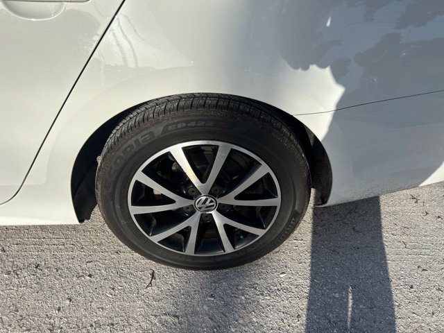 Used 2017 Volkswagen Jetta SE FWD image 21