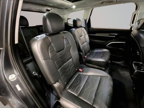 Used 2021 Kia Telluride SX w/ SX Prestige Package image 27