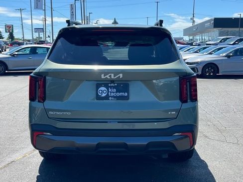 Certified 2024 Kia Sorento X-Line EX AWD/4WD image 10